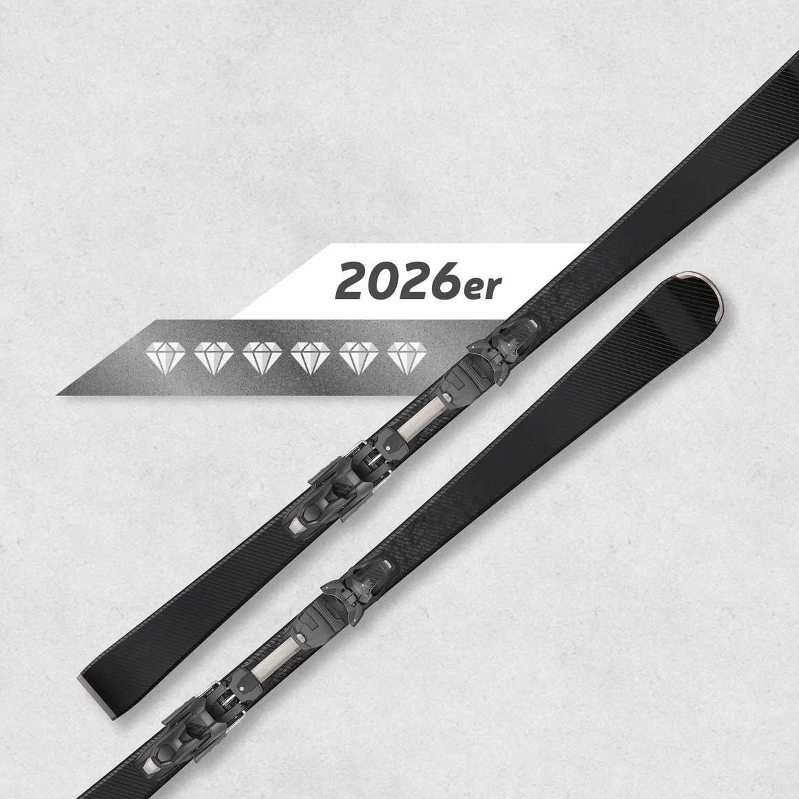 Schwarze Skier für die Saison 2026. © Sport Kessler GmbH