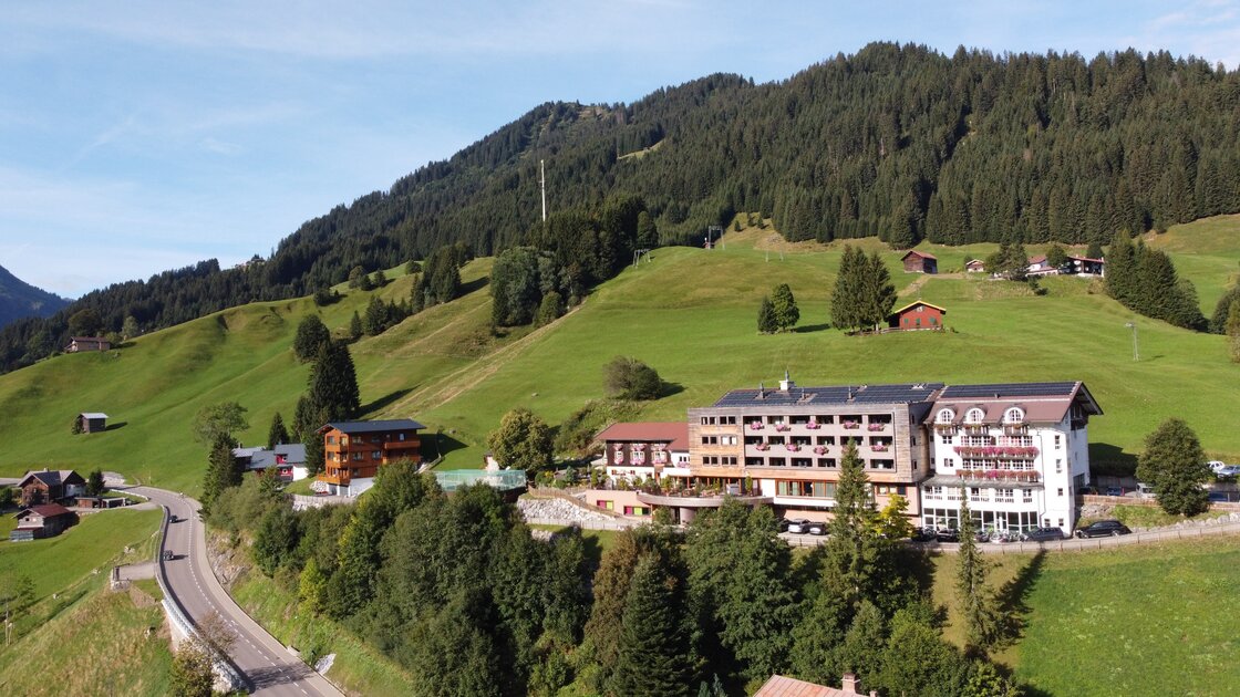 Hotel in den Alpen © Sport Kessler GmbH