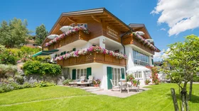 Gästehaus Büchele, Ferienwohnungen inmitten blühender Gärten. © Gaestehaus Buechele
